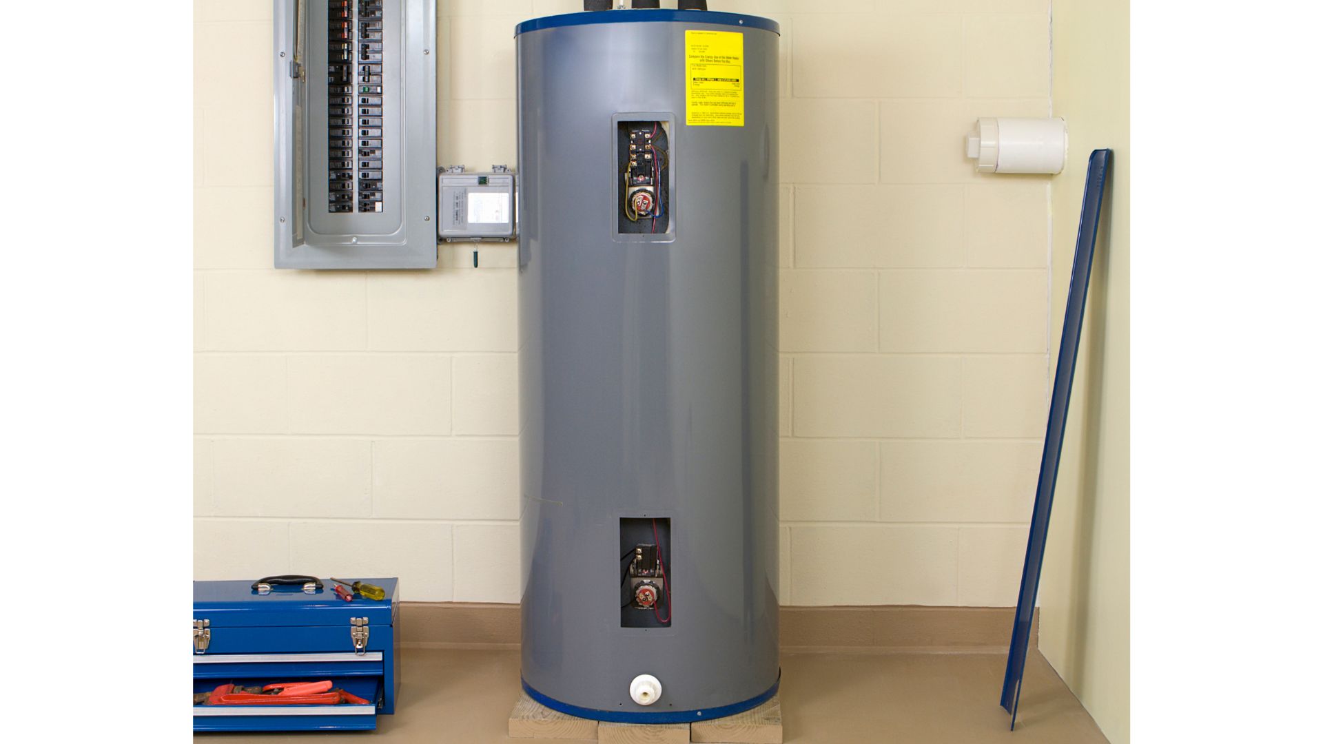 Does Water Heater Need GFCI? (NEC Code, GFCI Size) PortablePowerGuides