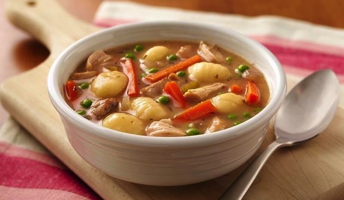 Olive Garden Italian Dumpling Soup bluesydesign