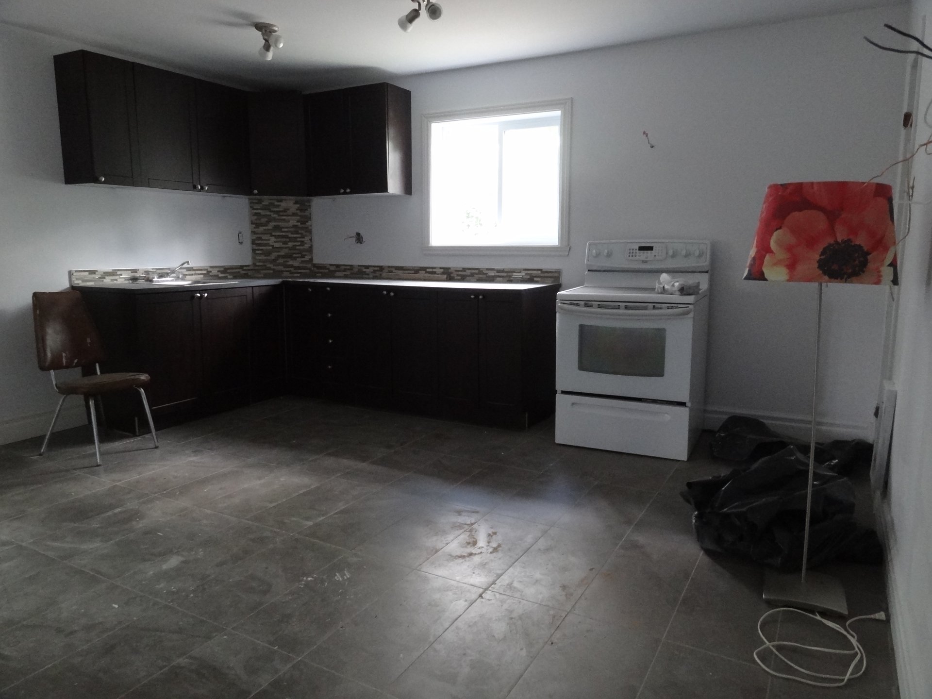 202 Rue Principale SainteDorothée (Laval) Port and Mount