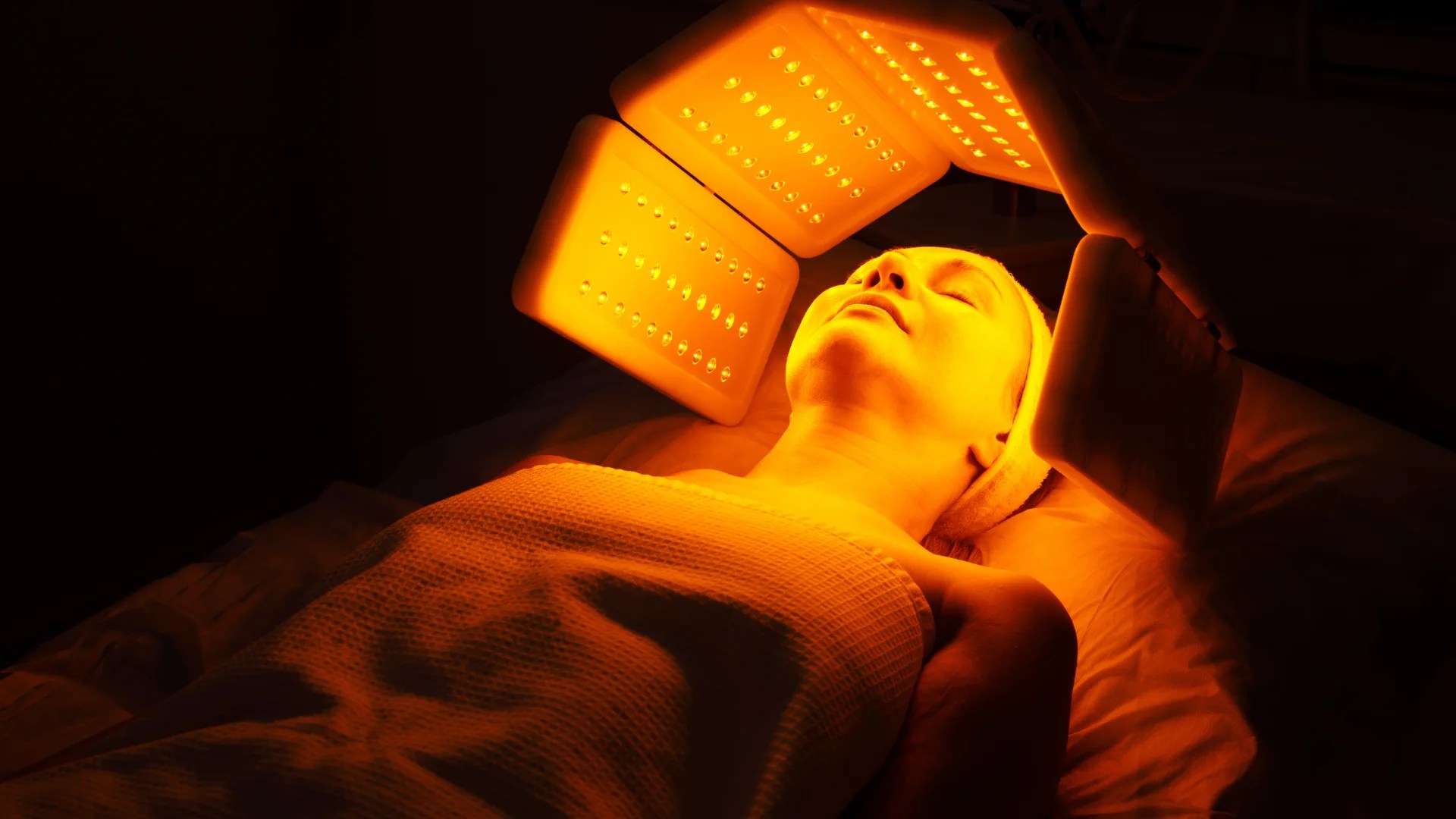 LED Light Therapy At Portofino Clinic Light Up Your Beauty