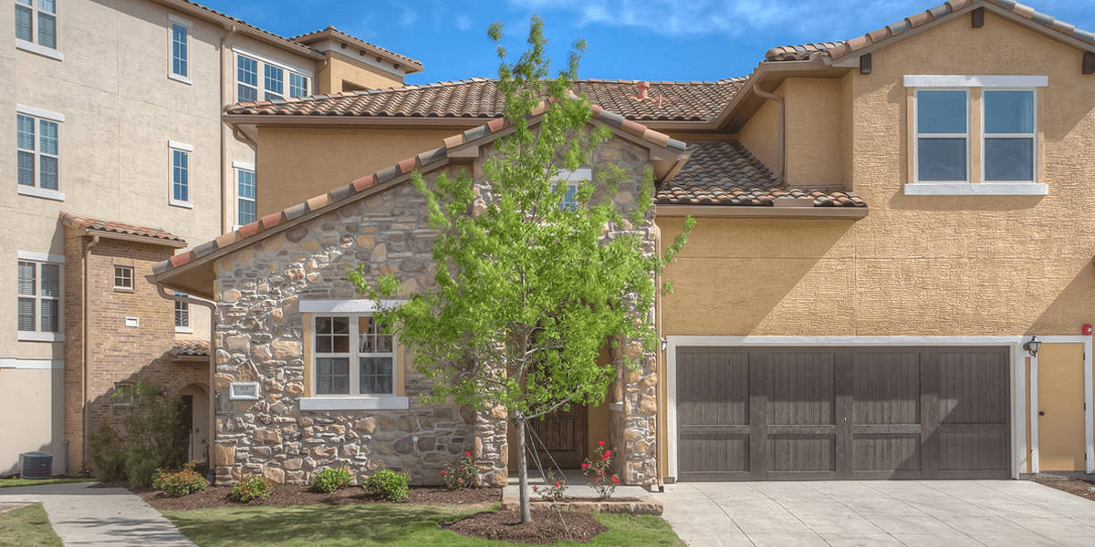 Condominium Villas for Lease Positano Homes