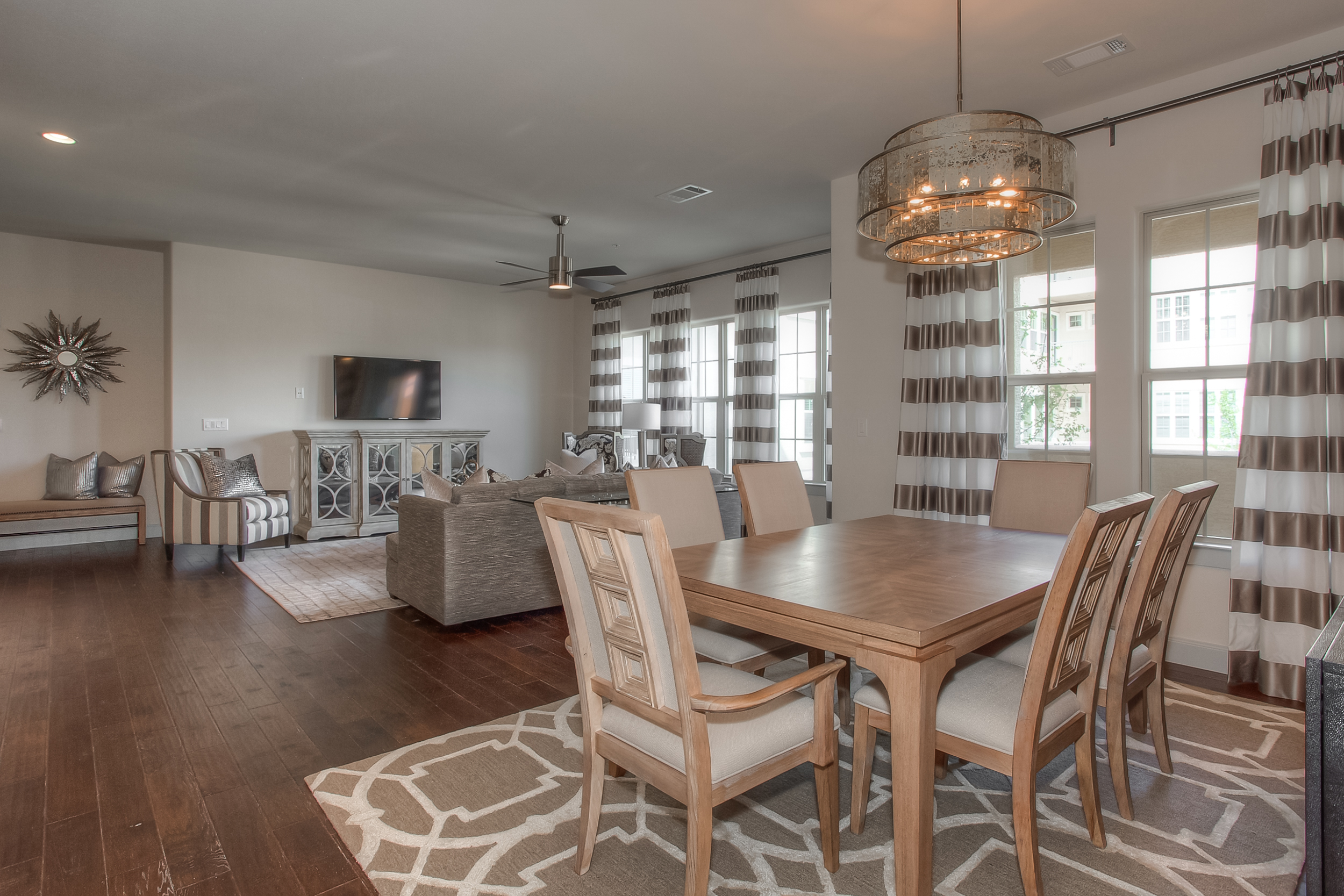 Flats Positano Homes in Las Colinas