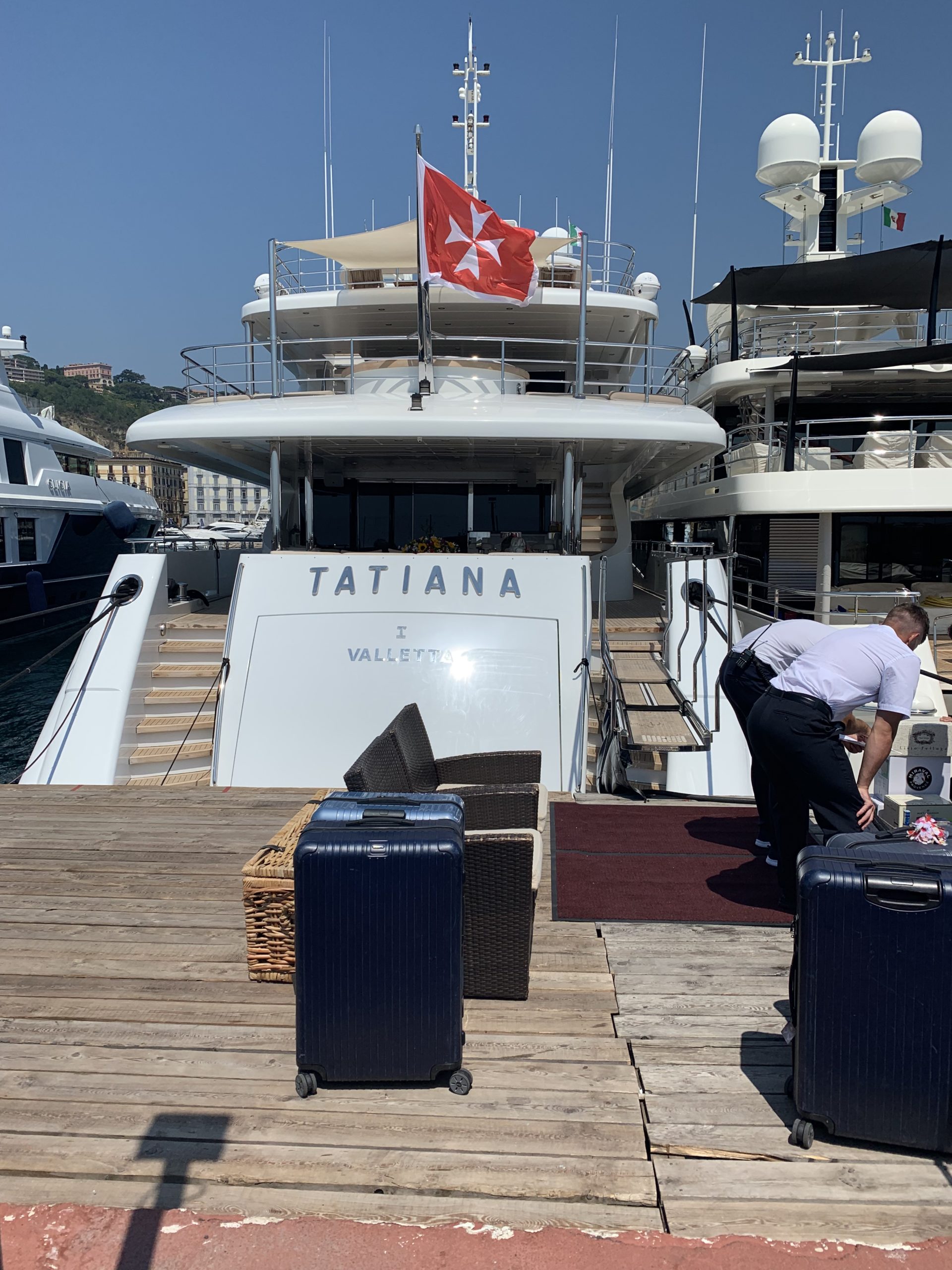 Enjoy Private Car Service from Naples to Positano