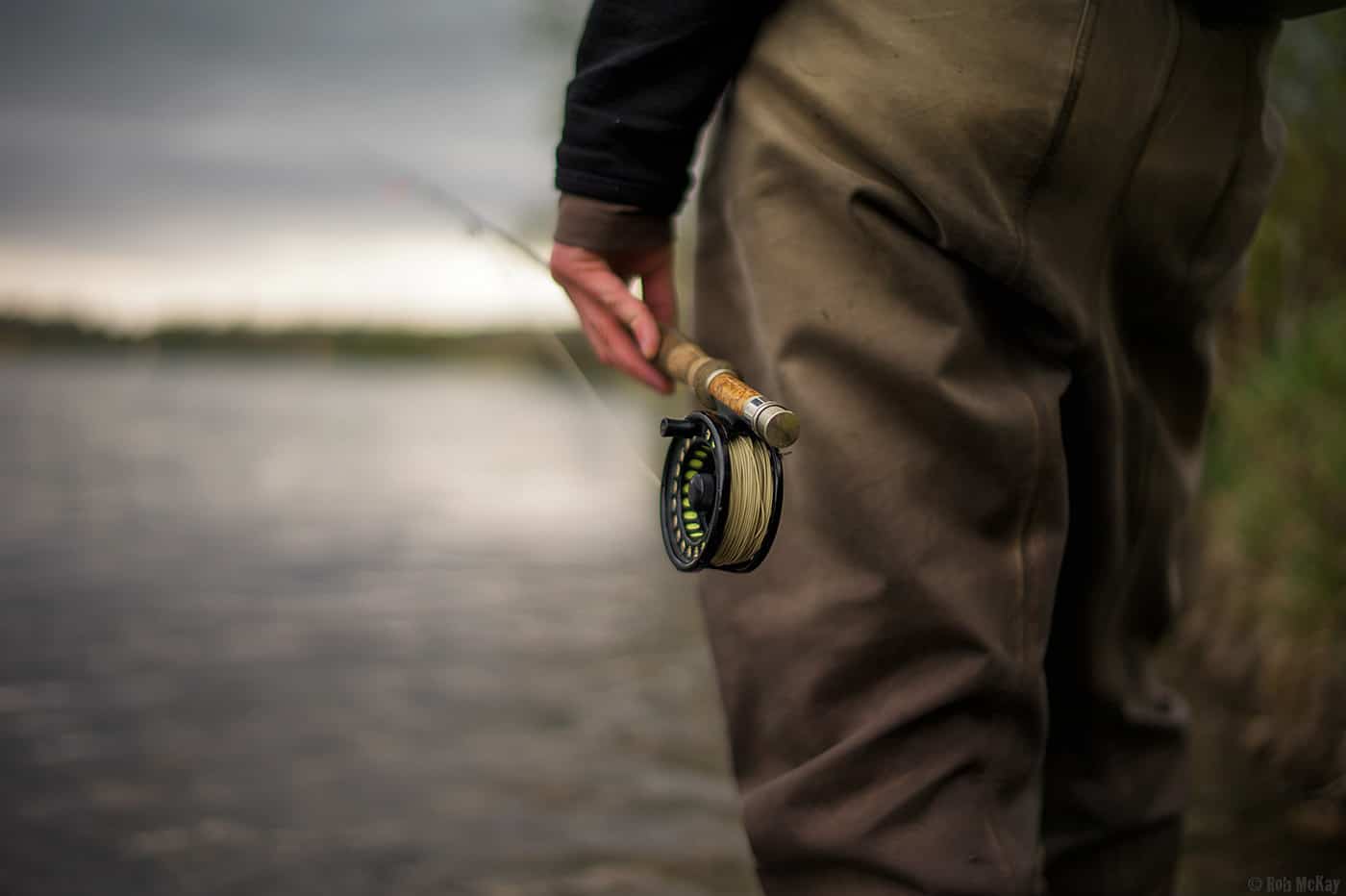 9 Essential Tips On Choosing The Right Fly Fishing Waders