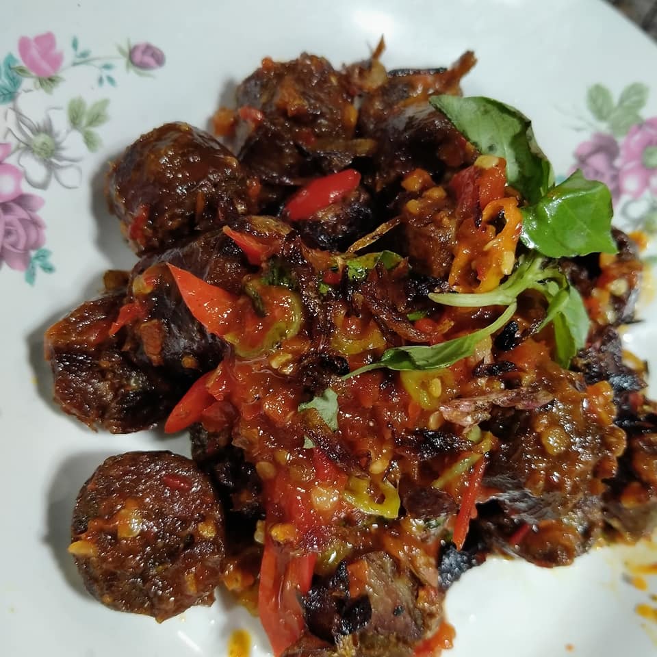 Warung Solas Tali Wareg di Batubulan, Urutan Babi Pedas Manis Paling
