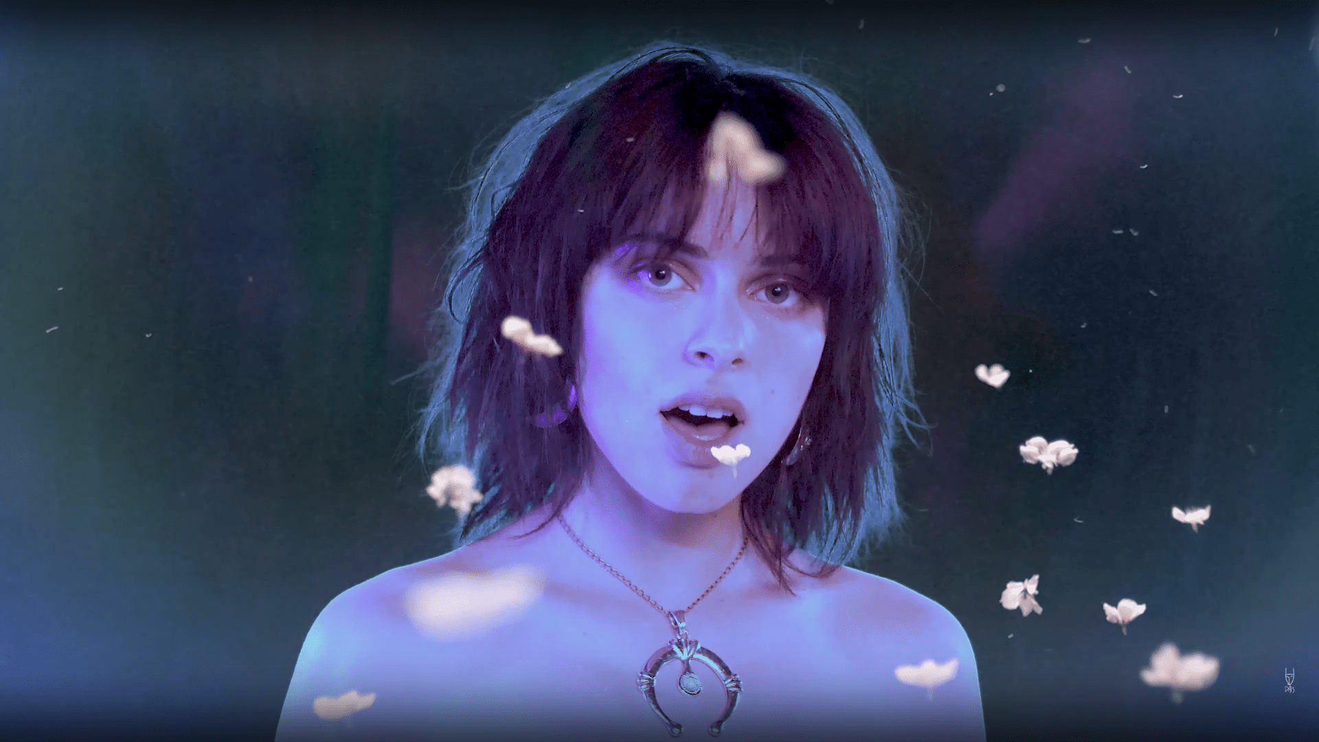 Dark SynthPop Act Riki is Authentically 80s in her Unapologetically