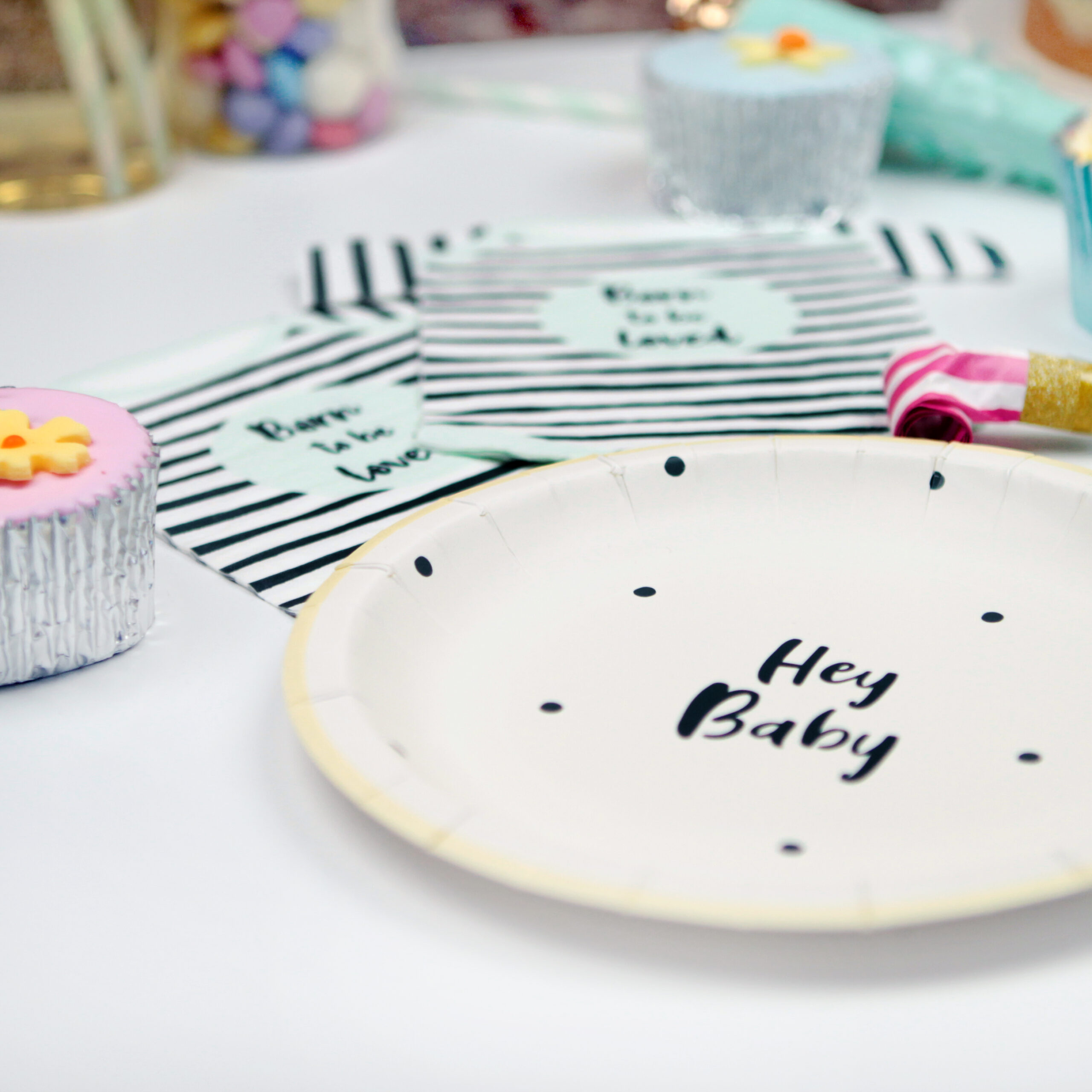 Baby Shower Gender Neutral Paper Plates Postbox Party