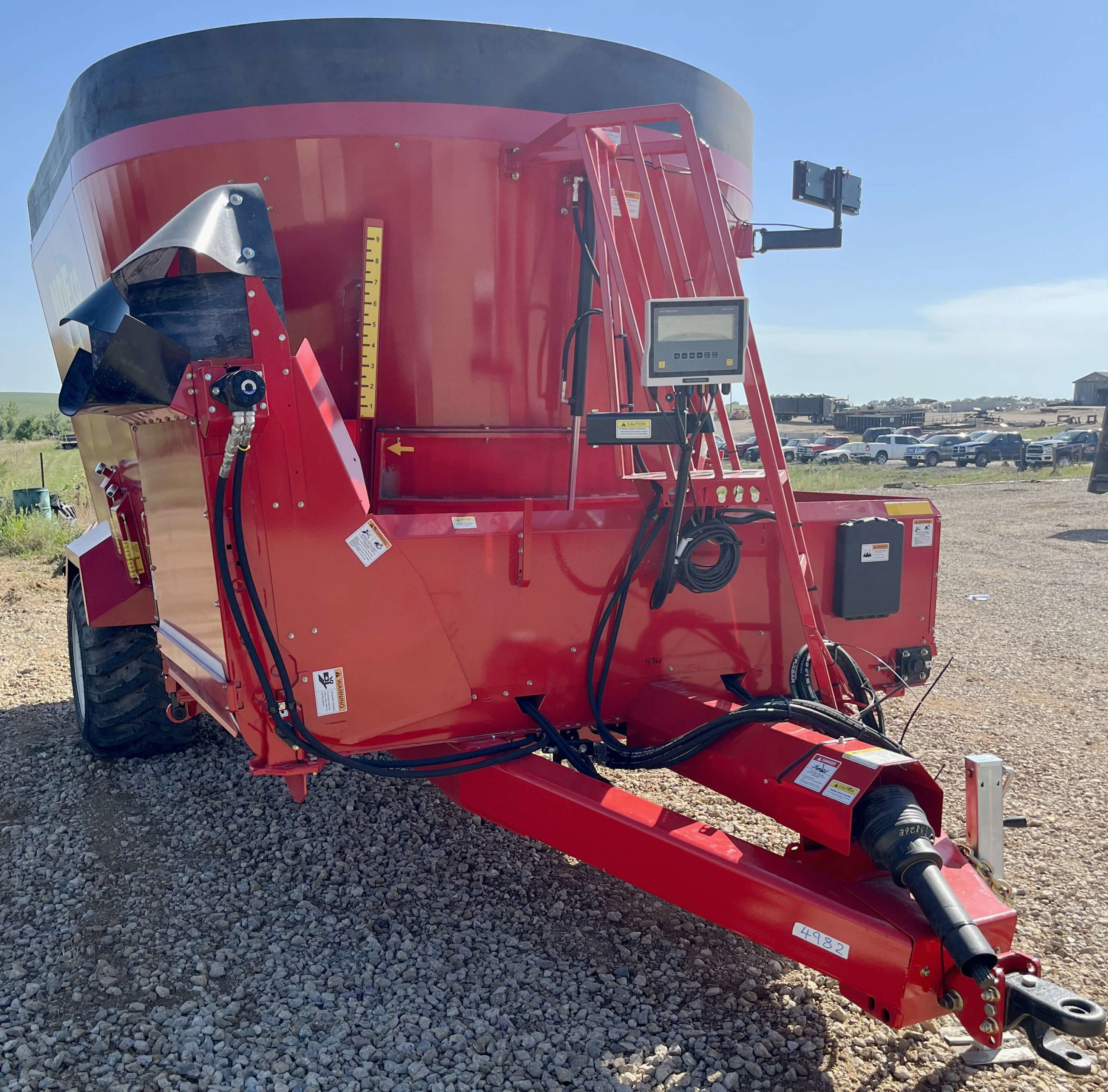 ***NEW*** NDEco U850 Vertical Mixer Wagon for sale Post Equipment