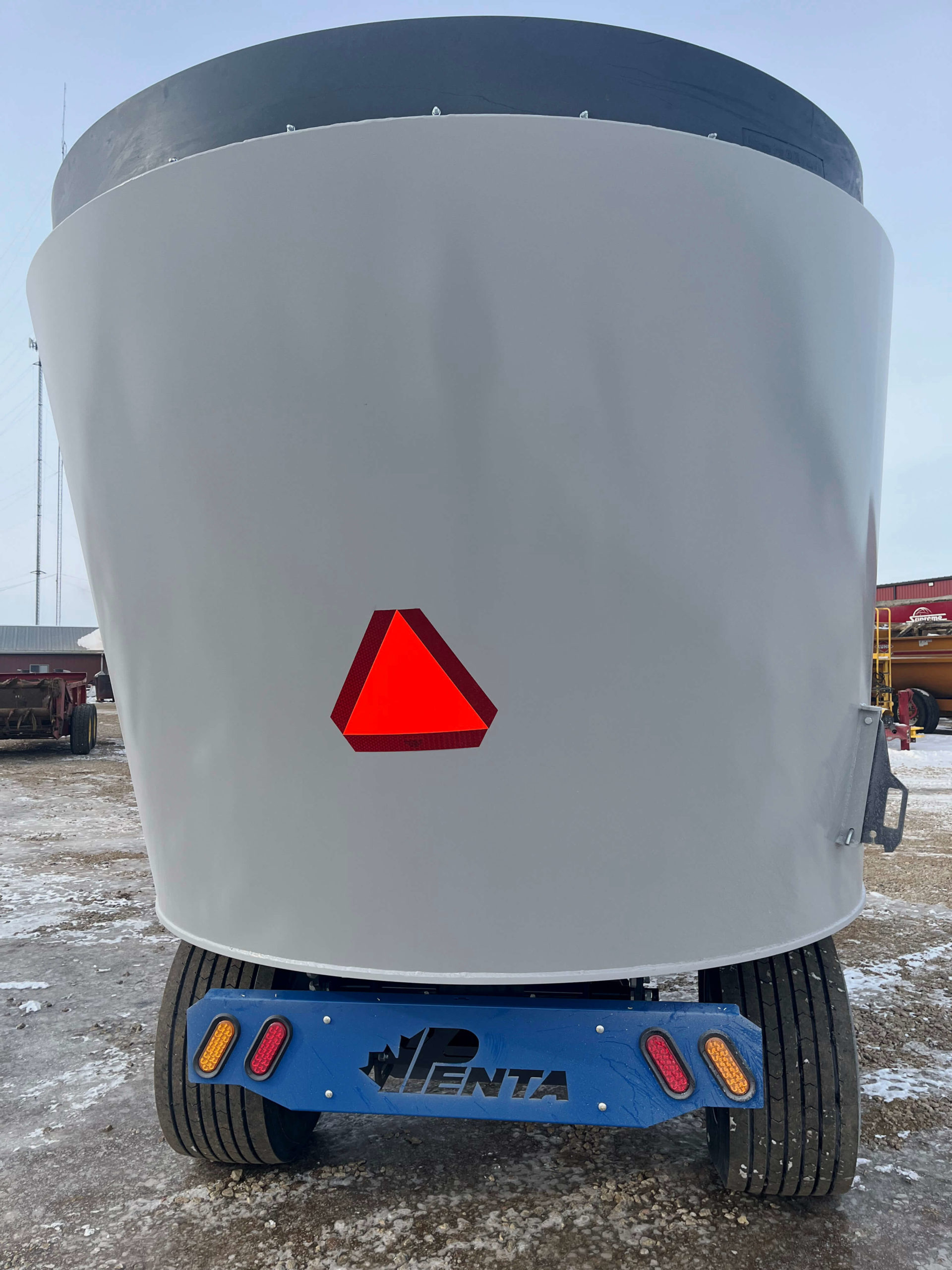 ***NEW*** Penta 5030 Vertical Mixer Wagon for sale Post Equipment