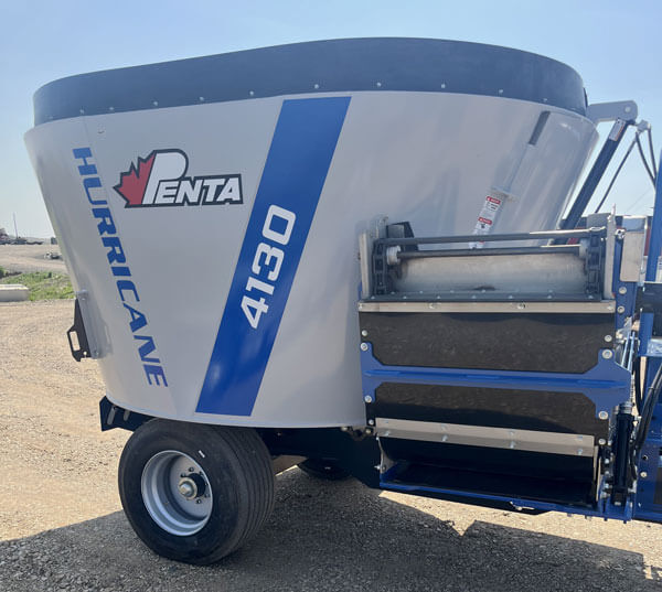 ***NEW*** Penta 4130 Vertical Mixer Wagon for sale Post Equipment