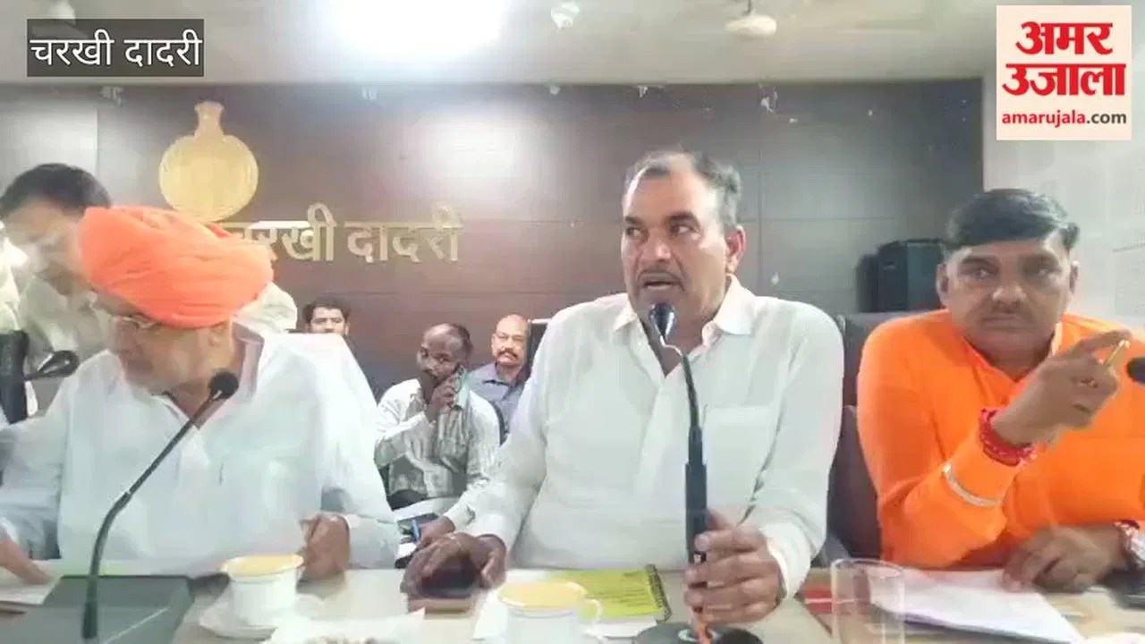 चरखी दादरी: मंत्री का पीए बन अधिकारियों को फोन कर कर्मचारियों को ट्रांसफर करने का बना रहे दबाव, पुलिस करे कार्रवाई: विधायक उमेद  Latest Haryana News