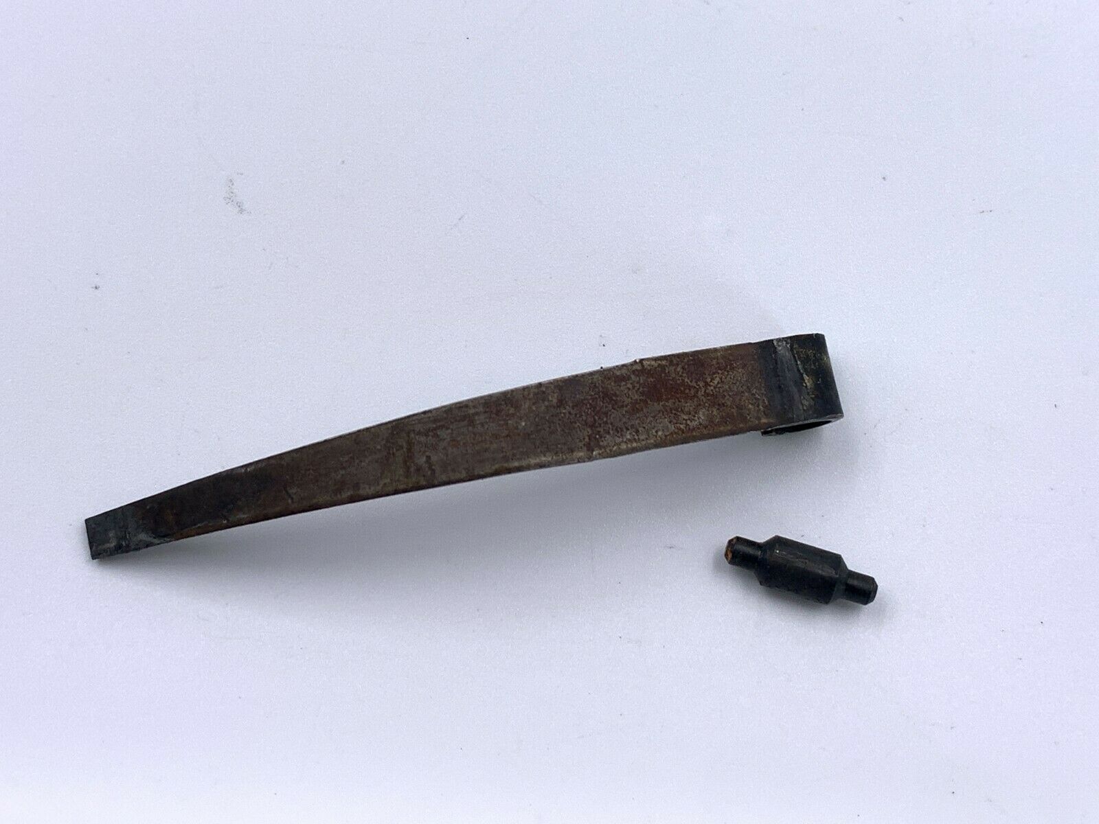 Heritage Rough Rider 22LR Revolver, Mainspring and pin – Postrock Gun Parts