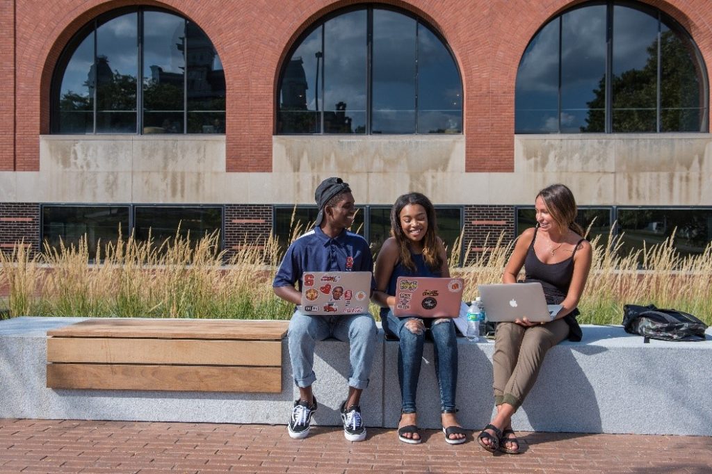 10 Tips to Demonstrate Your Interest in Syracuse University POSTS