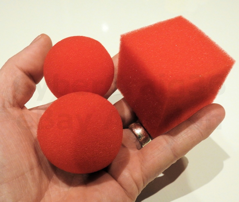 SQUARE 5cm RED CUBE SPONGE BALL IN TO 2 x 4.5cm BALLS CLOWN KID TRICK