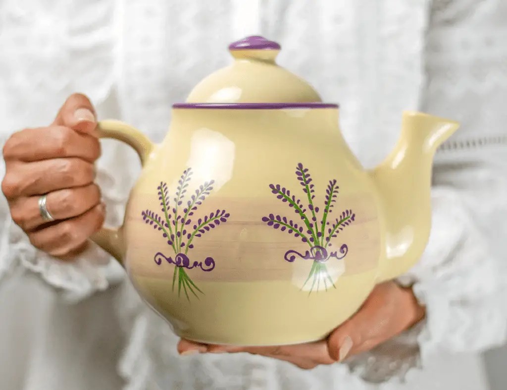 Can You Put a Ceramic Teapot on the Stove? PostureInfoHub