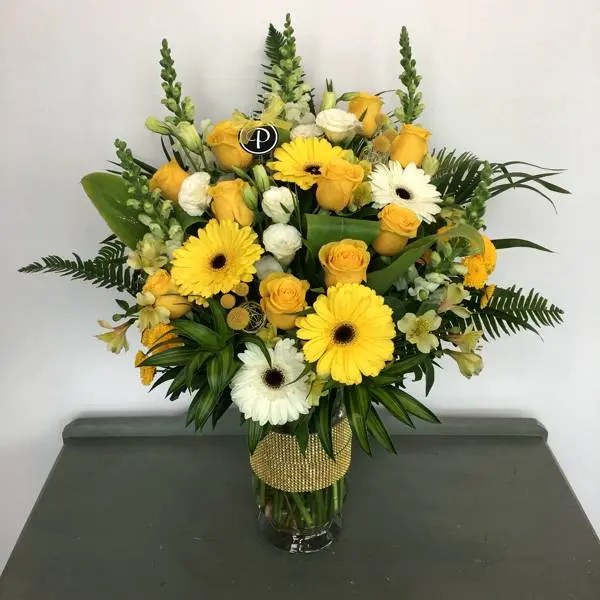 FA018Gold Anniversary Flower Arrangement