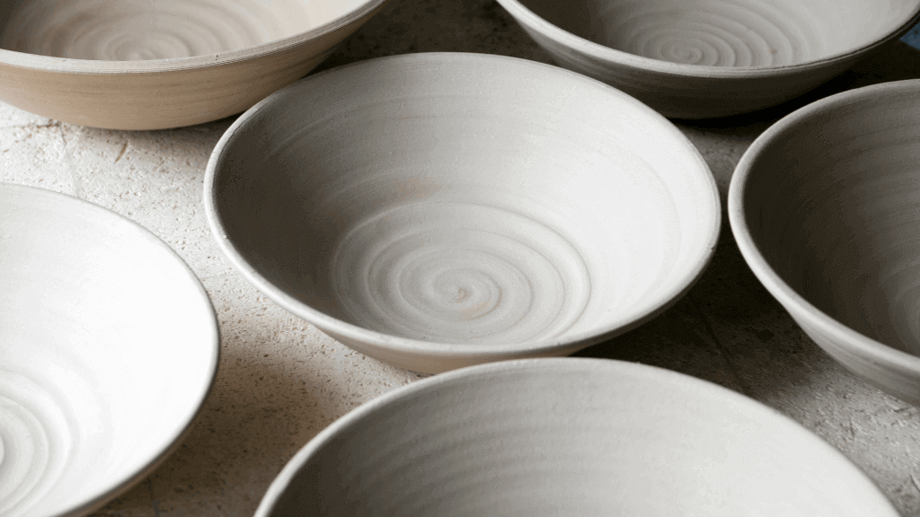 What To Wear To Pottery Class? Pottery FAQs
