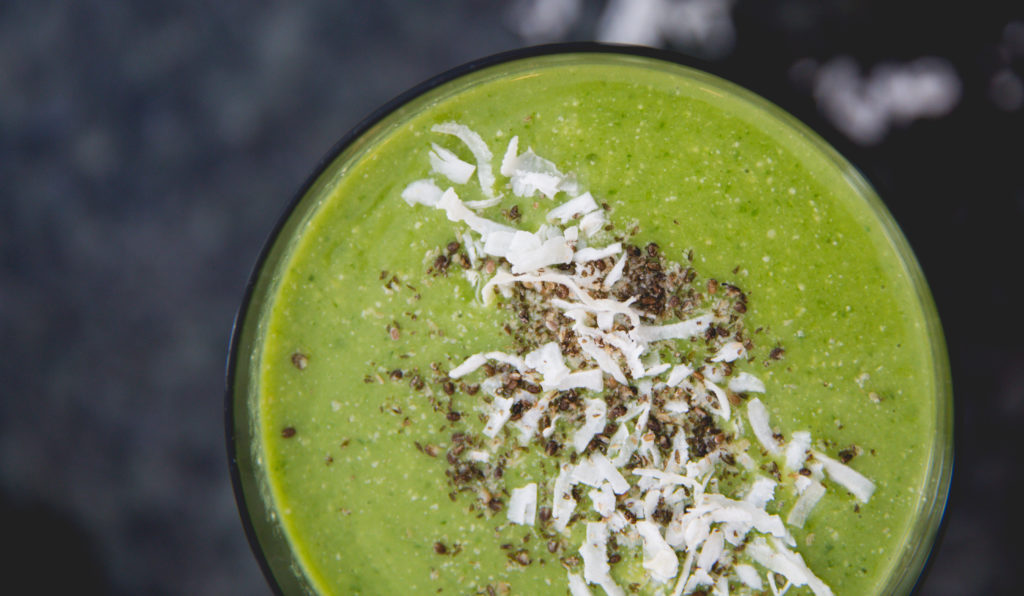 The Perfect Green Smoothie to Knock Out your St. Patty's Day Hangover