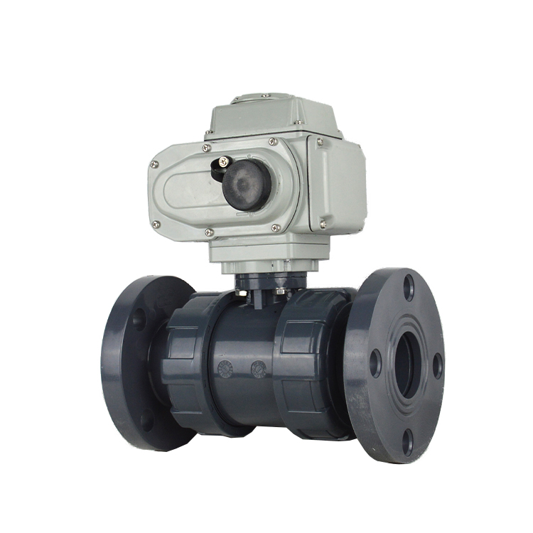 What are the main advantages of using a pvc ball valve flange type