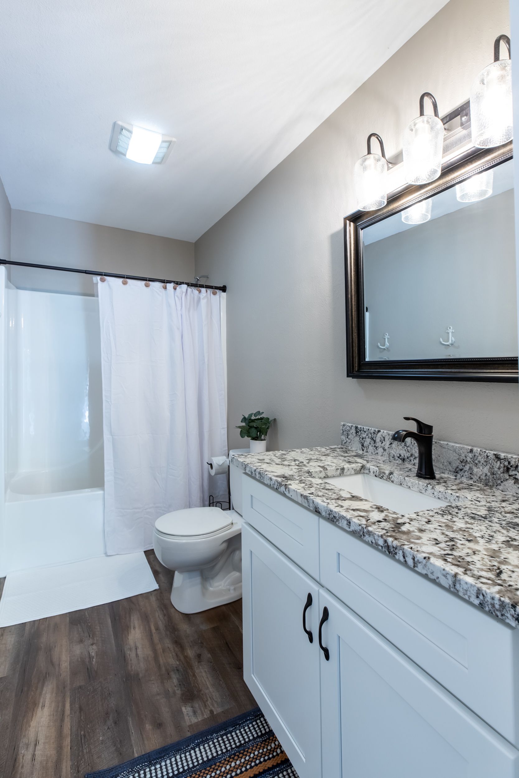 Chalet Powell Valley Marina