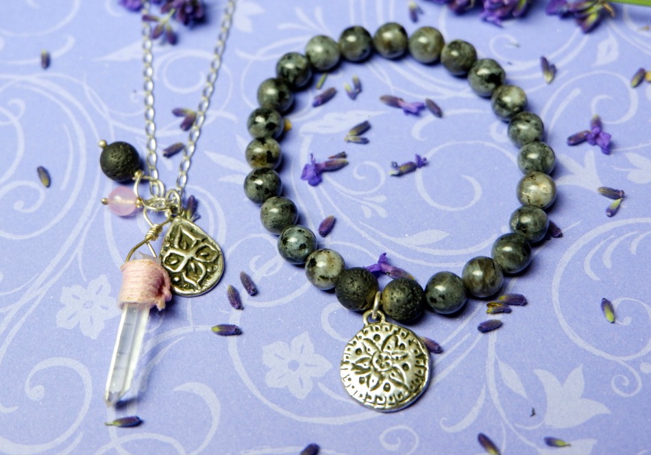 Essential Oil Diffuser Necklace and Bracelet Powered By Mom