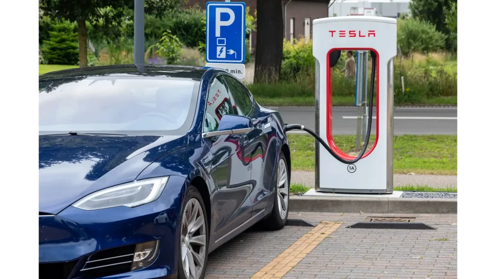 How Much Electricity Does a Tesla Use Maximizing Efficiency for Cost