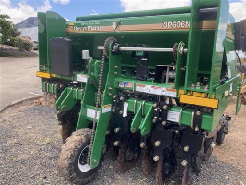 Great Plains 3P606NT airseeder, Seeding Tillage Great Plains QLD Power Farming