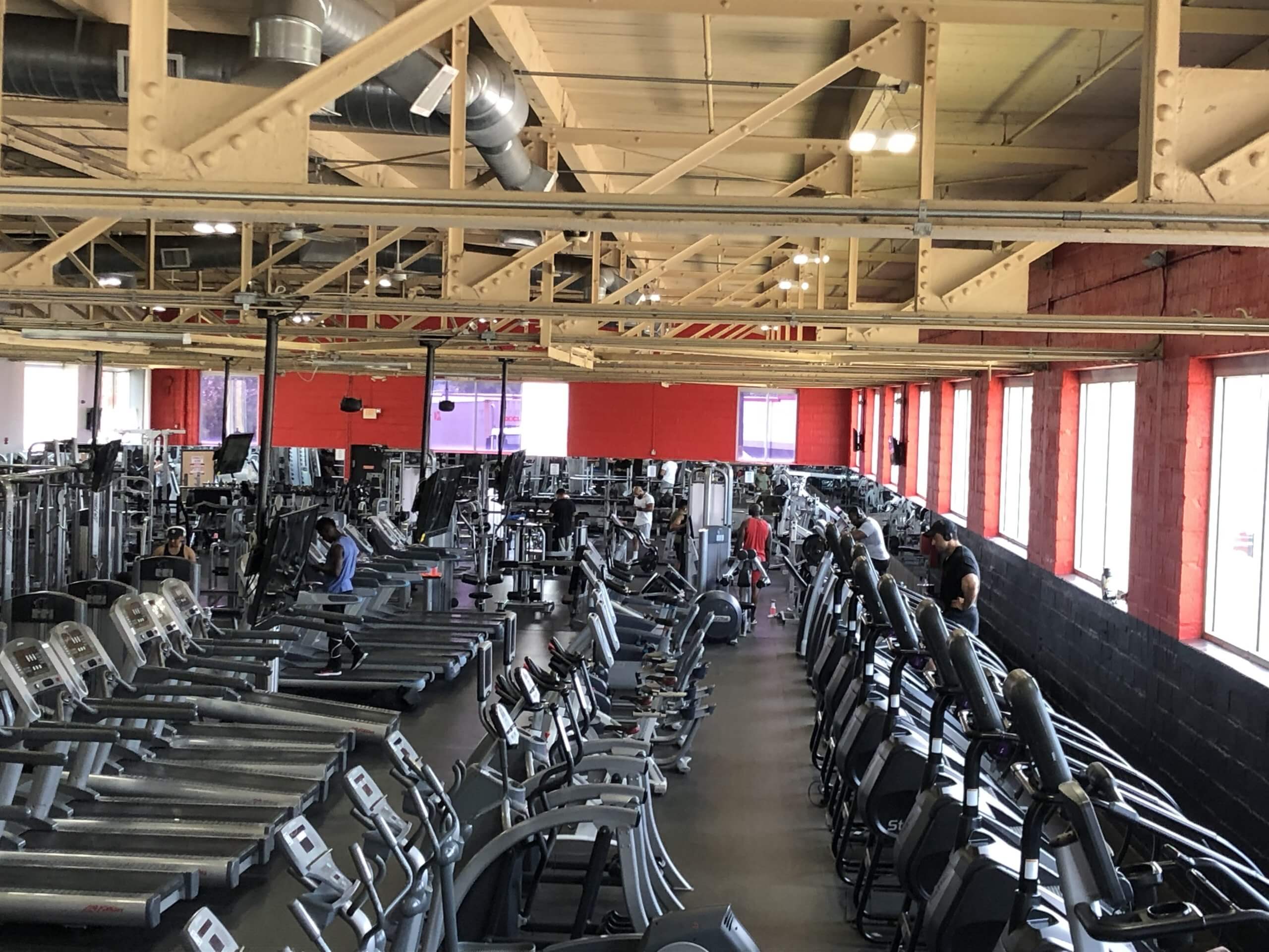 Linden, NJ Powerhouse Gym