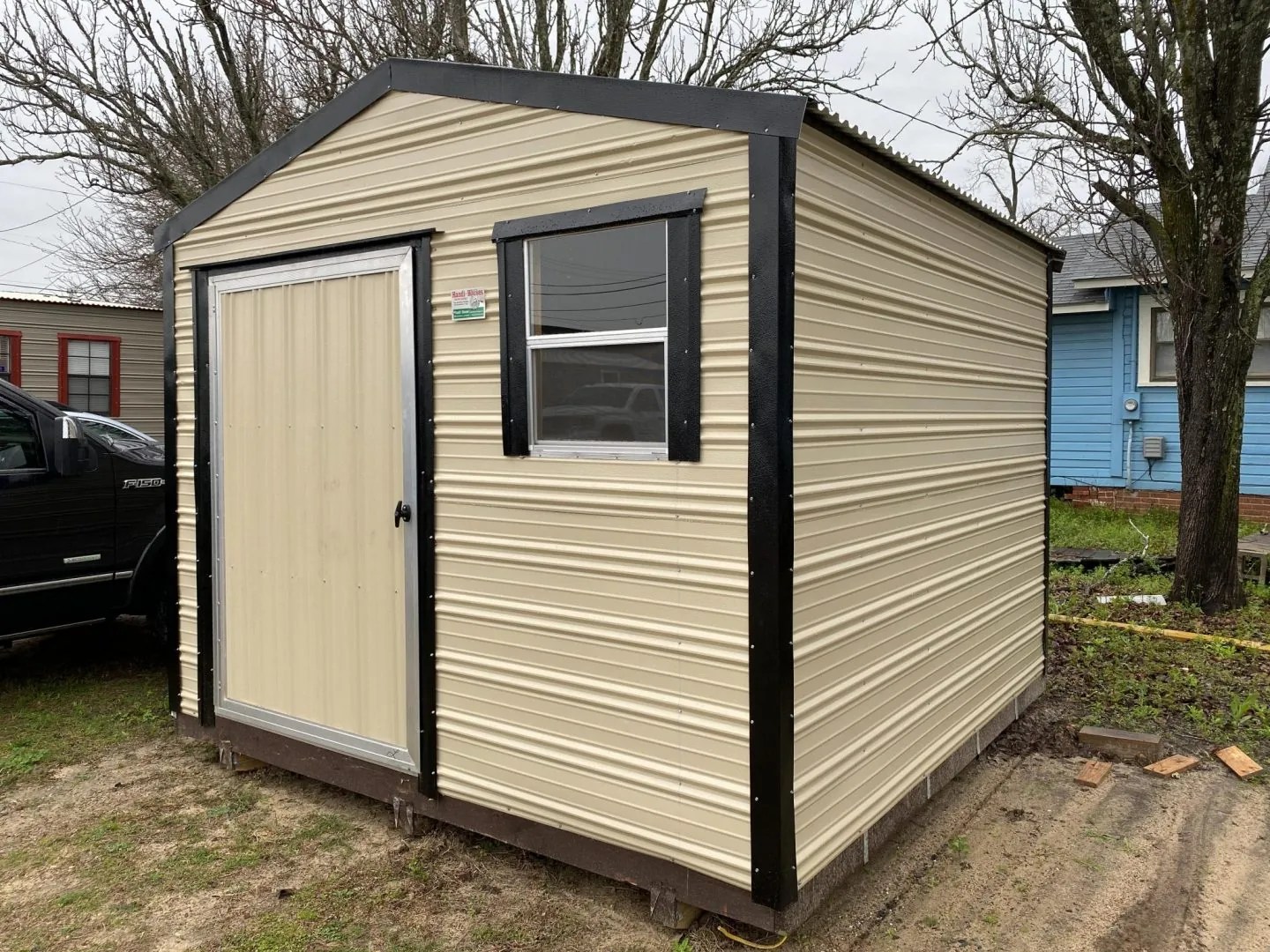 Handi House New Type Eve Building 10 x 10