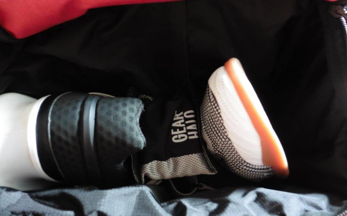 7 Best Gym Bag Odor Eliminators (Spray and Odor Ball Options