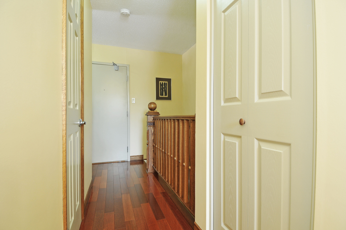 101299 Thomas Street, 2 bed, 2 bath condo in Carleton Place Ottawa