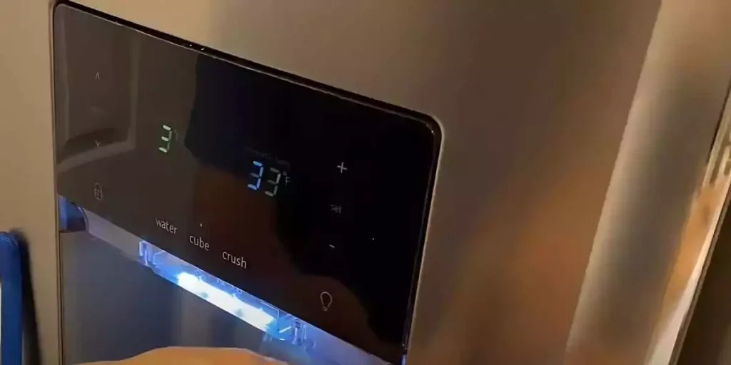 Why Your Samsung Refrigerator Water Dispenser Light Is Not Working? Fix