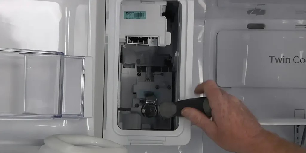 How To Defrost The Samsung Ice Maker Model RF28R7351SG? StepbyStep