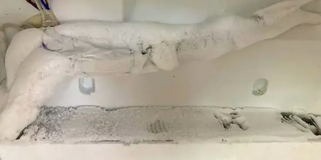 Samsung Refrigerator Leaking Water Under Crisper Drawers Quick Fixes