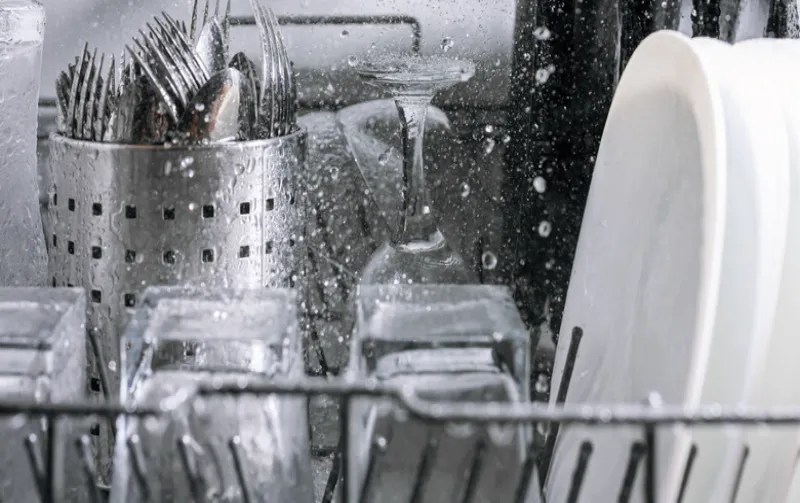 Does It Save Water To Use Dishwasher The Ultimate WaterSaving Solution