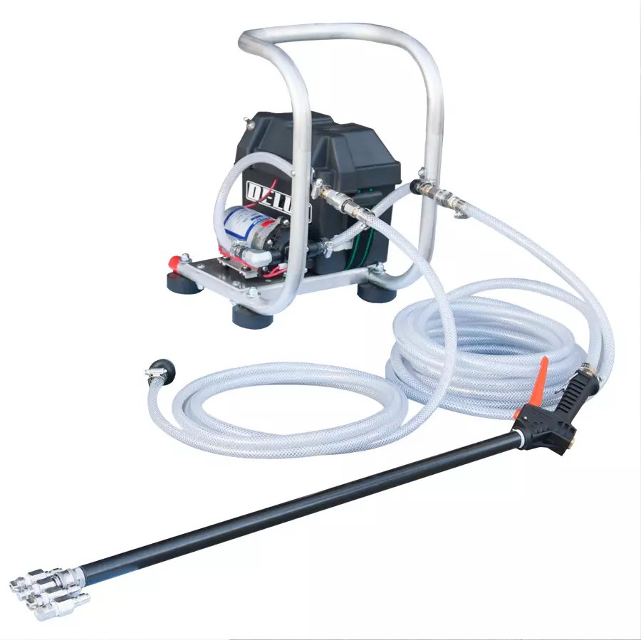 CubHand Carry Chemical Applicator