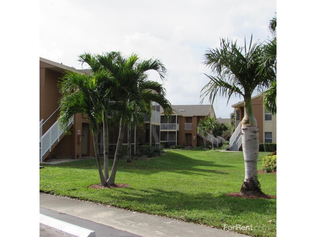 Coral Palms Apartments, Golden Gate FL Walk Score
