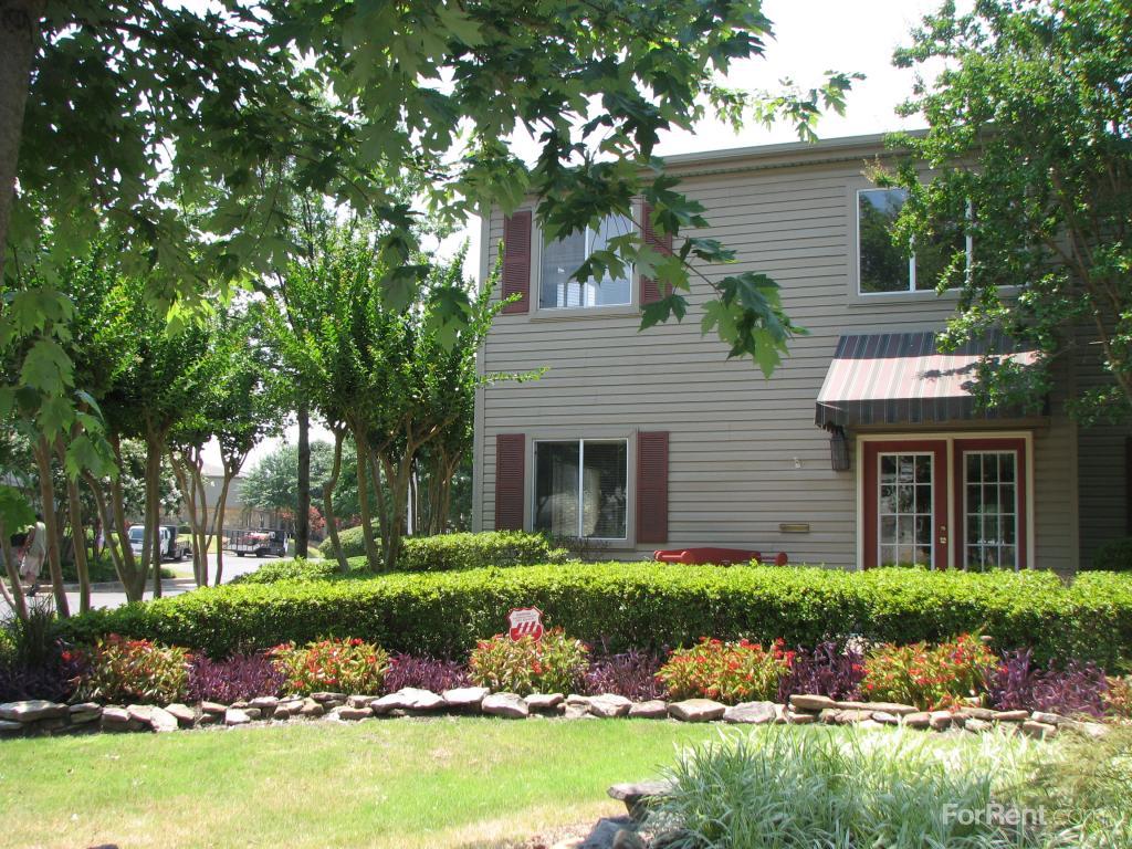 Mill Creek Apartments, Memphis TN Walk Score