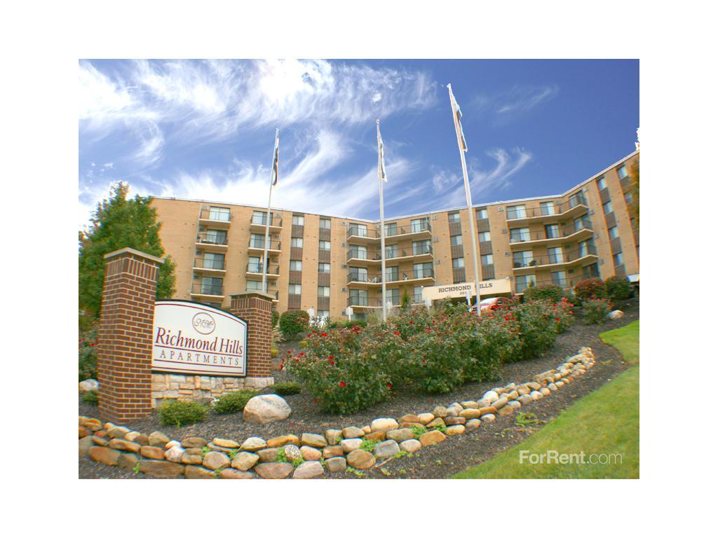 Richmond Hills Apartments, Euclid OH Walk Score