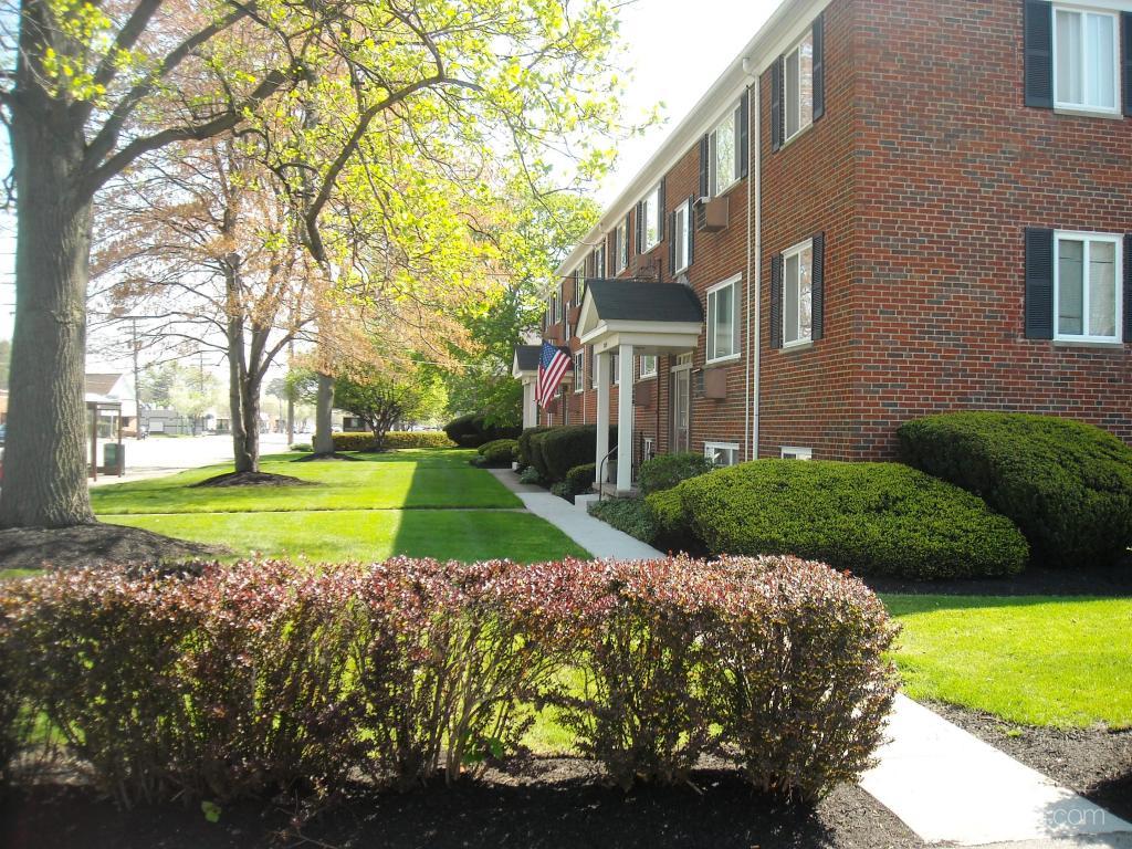 Lawn Village Apartments, Fairview Park OH Walk Score