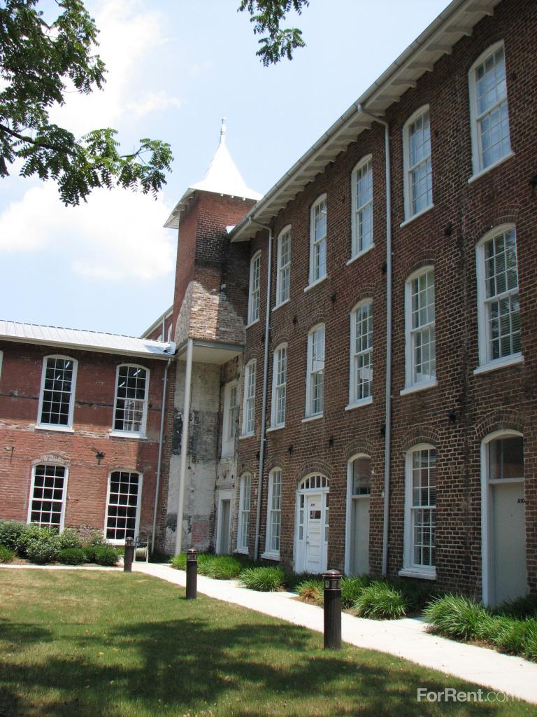 Crown Mill Village Apartment and Depot St Lofts, Dalton GA walking results