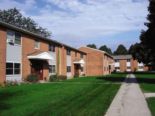 Chatham Gardens Apartments, Rochester NY Walk Score