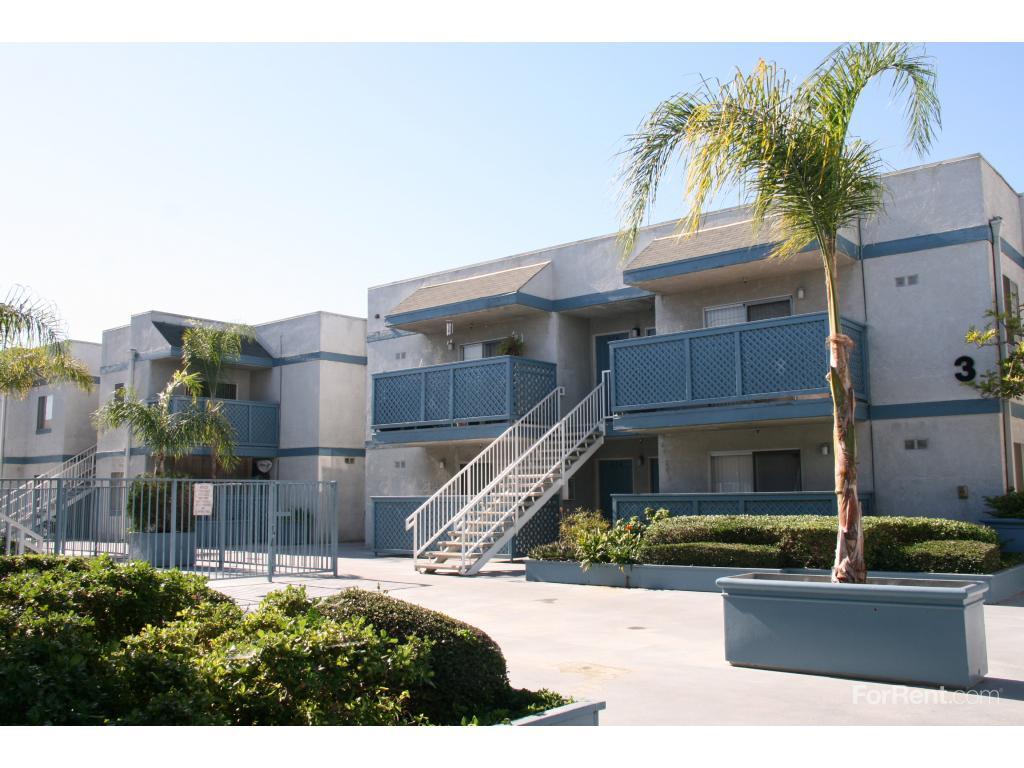 Harbor Village Apartments, Anaheim CA Walk Score