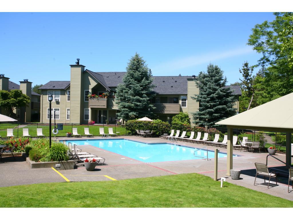 View at Murrayhill Apartments, Beaverton, Oregon manages the account