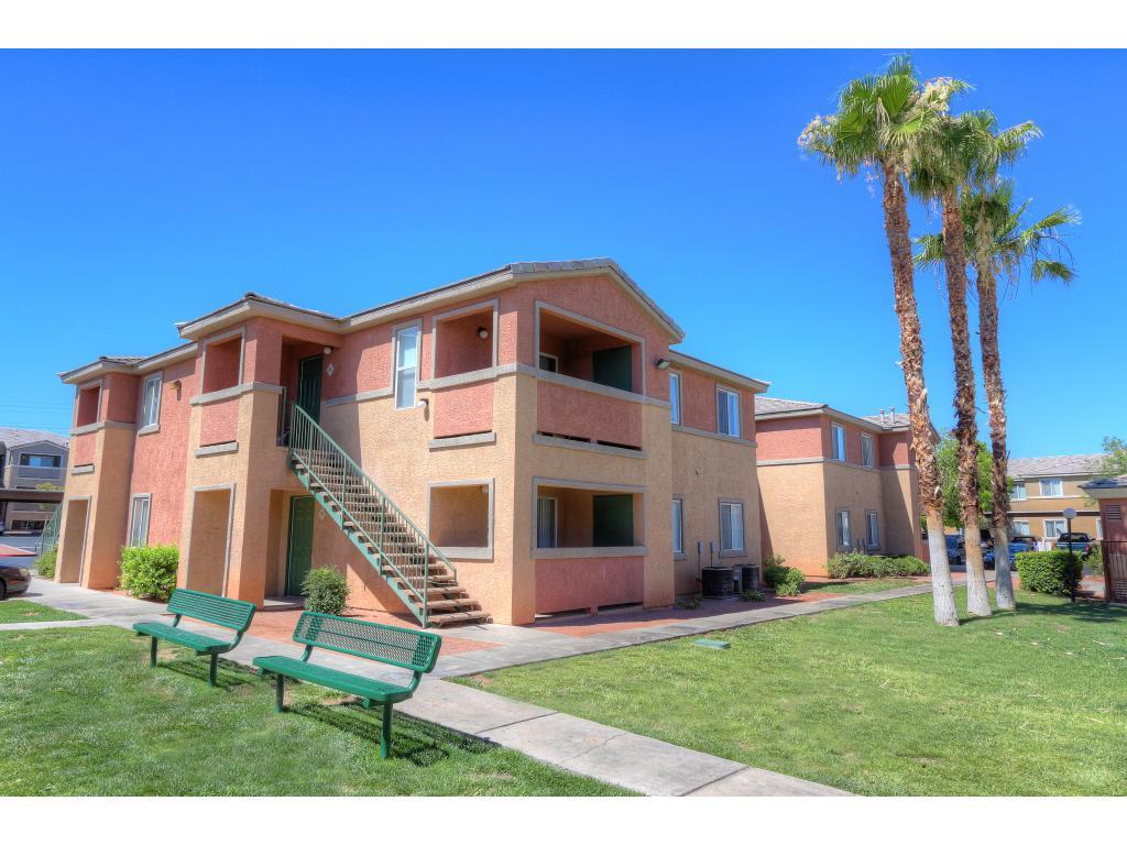 Parkway at Silverado Ranch Apartments, Paradise NV Walk Score