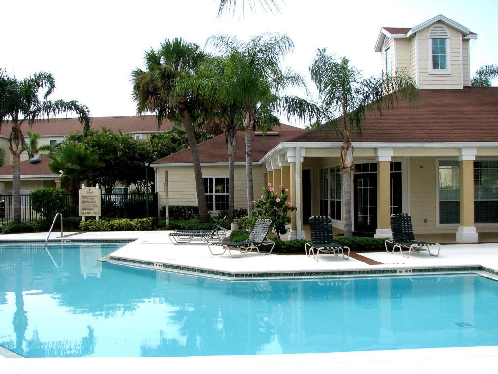 Clipper Cove Apartments, Tampa FL Walk Score