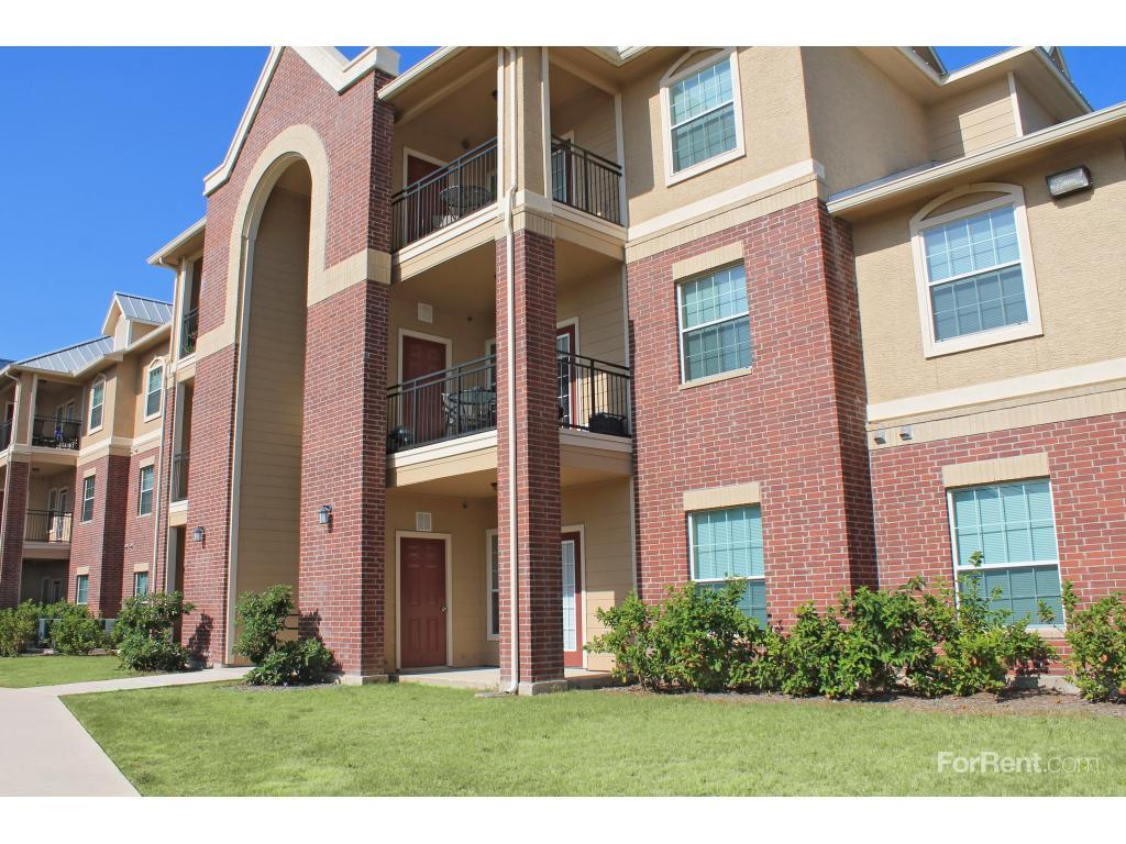 Woodlawn Ranch Apartment Homes Apartments, San Antonio TX Walk Score