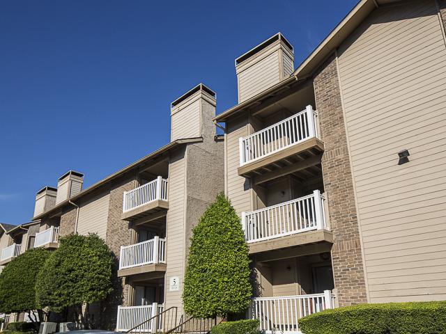 Landmark at Rosewood Apartment Homes Apartments, Dallas TX