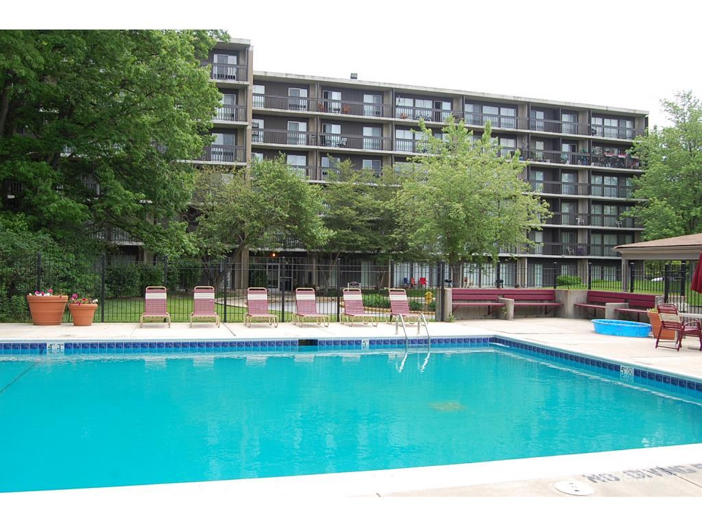 Autumn Ridge Apartments & Townhomes, Park Forest IL Walk Score