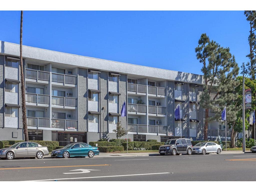 Pacific View Apartment Homes Apartments, Long Beach CA Walk Score